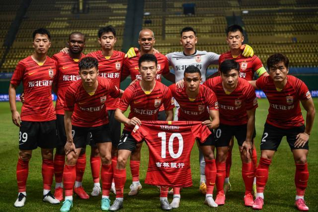 开云体育官网-【中超总结之亚泰】引援内外开花 场均得分超09赛季