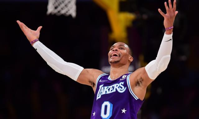 NBA流言：比尔离队传言已消失 76人仍盼西蒙斯归队